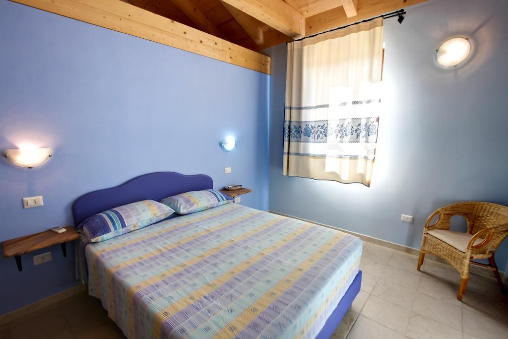 Aparthotel La Corte Dei Rei Castiadas