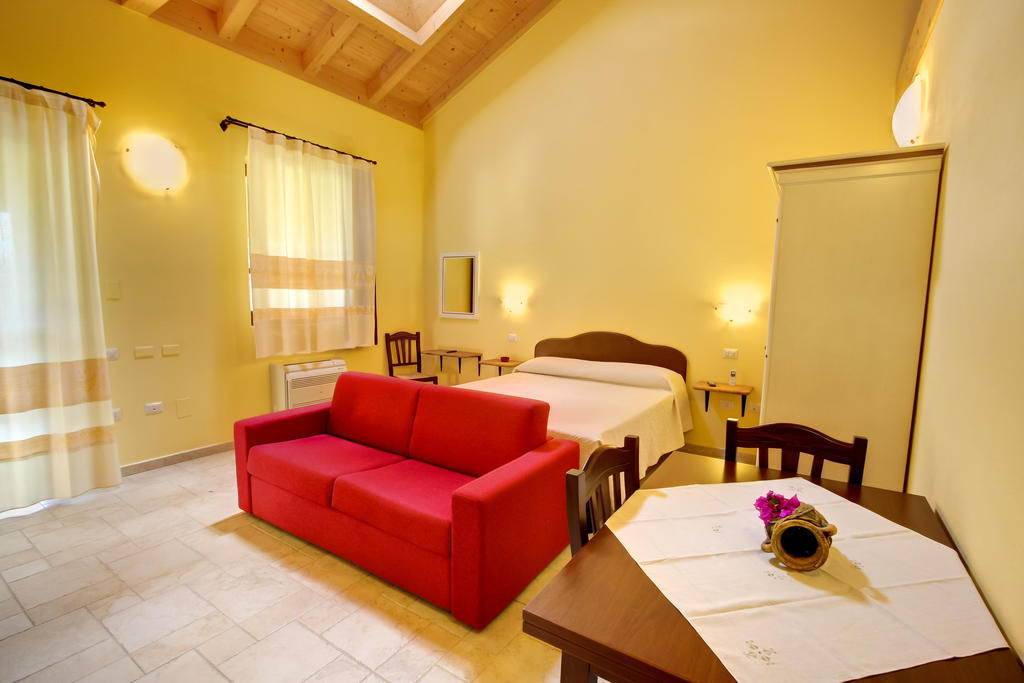 Aparthotel La Corte Dei Rei Castiadas