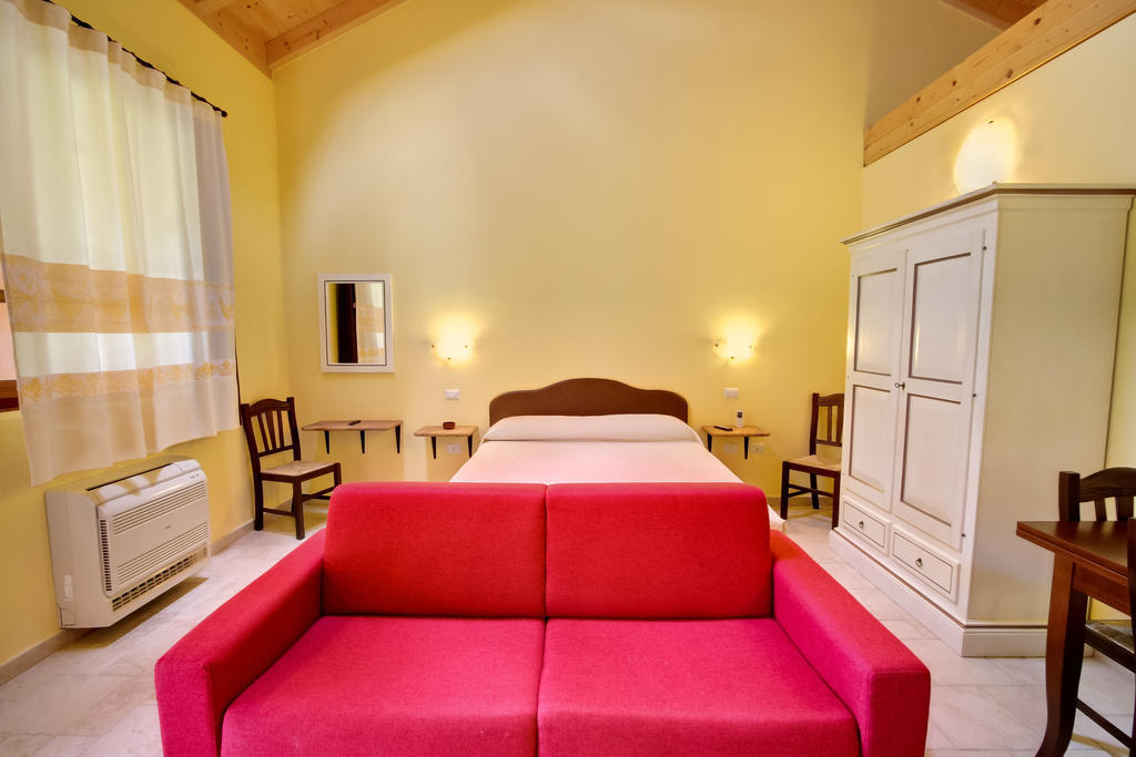 Aparthotel La Corte Dei Rei 3*